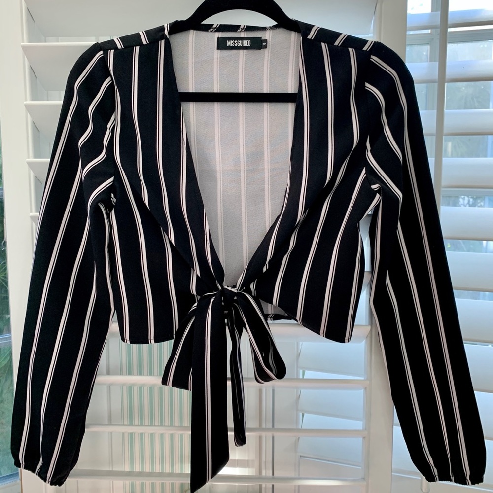 Cropped tie blouse